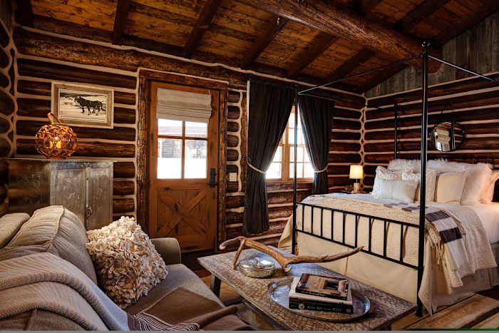 Magee_Cabin_Interior_Wood (1)